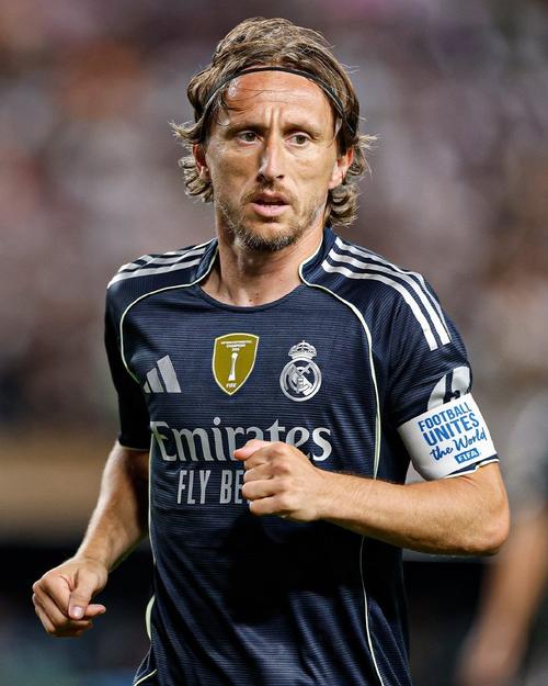 记者：森林穆里略、津琴科等多名伤员进入欧联名单，有望复出