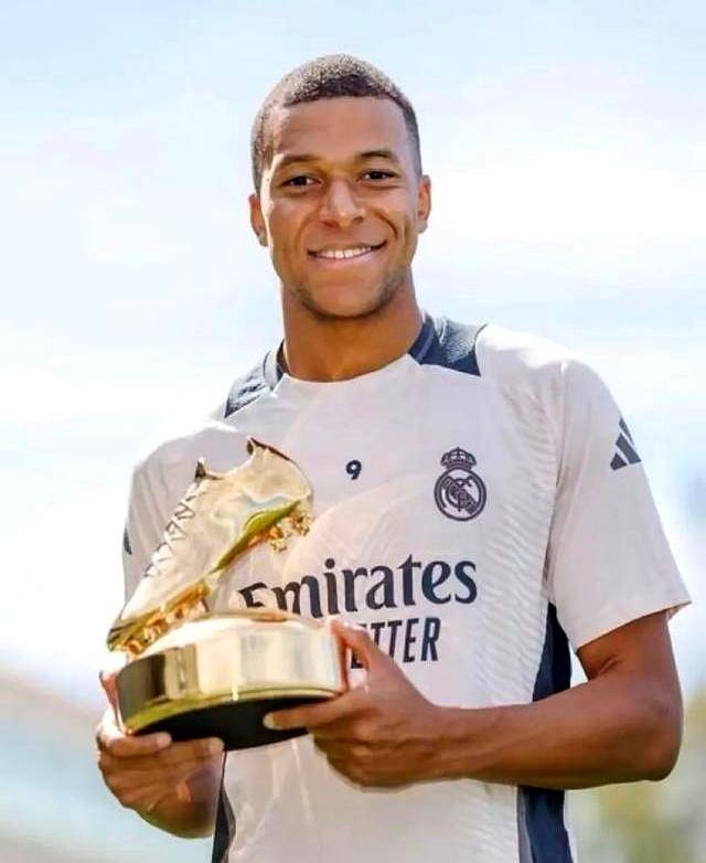 鲍威尔34分墨菲三世27分 鹈鹕不敌热火7连败