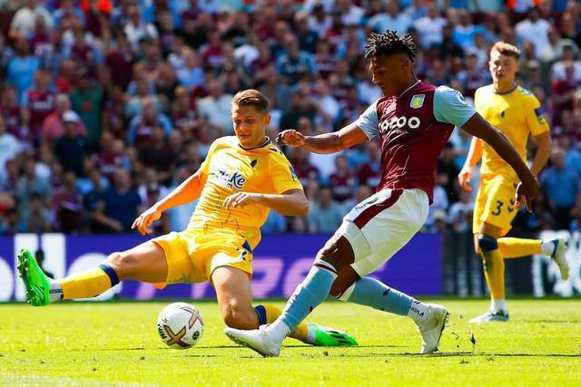 德州扑克选手心理博弈案例分析