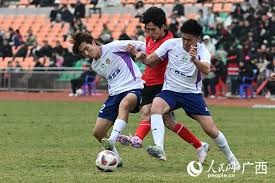 体育博彩投注技巧：为何“少下注”反而更专业？（体育博彩策略：“少下注”为何更显专业？）